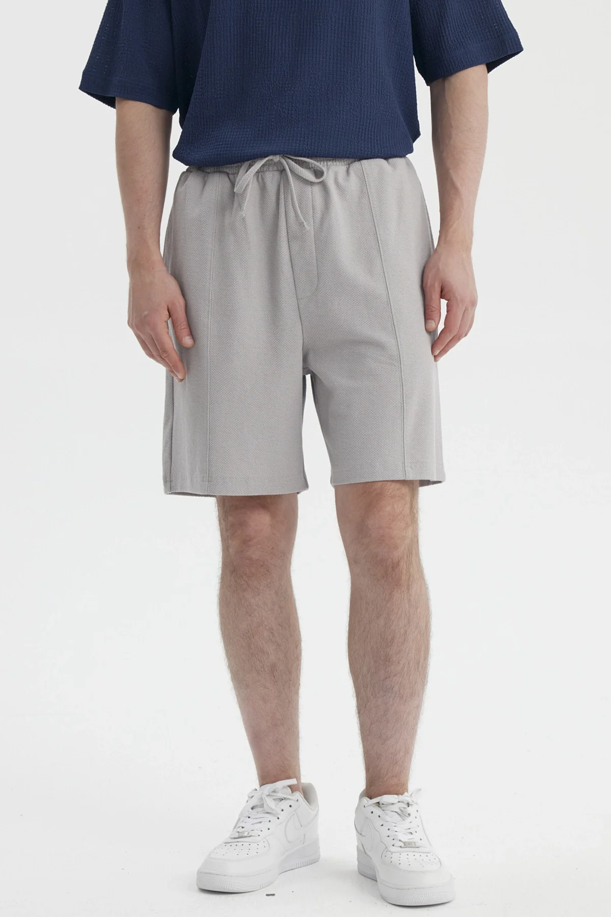 Bermuda Hombre Lisa Pretina Elasticada Gris