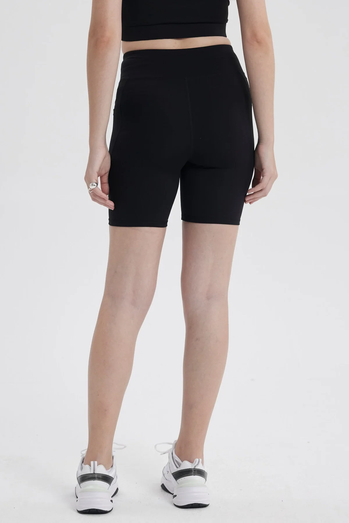 Calza Mujer Biker Largo Negro - Image 3