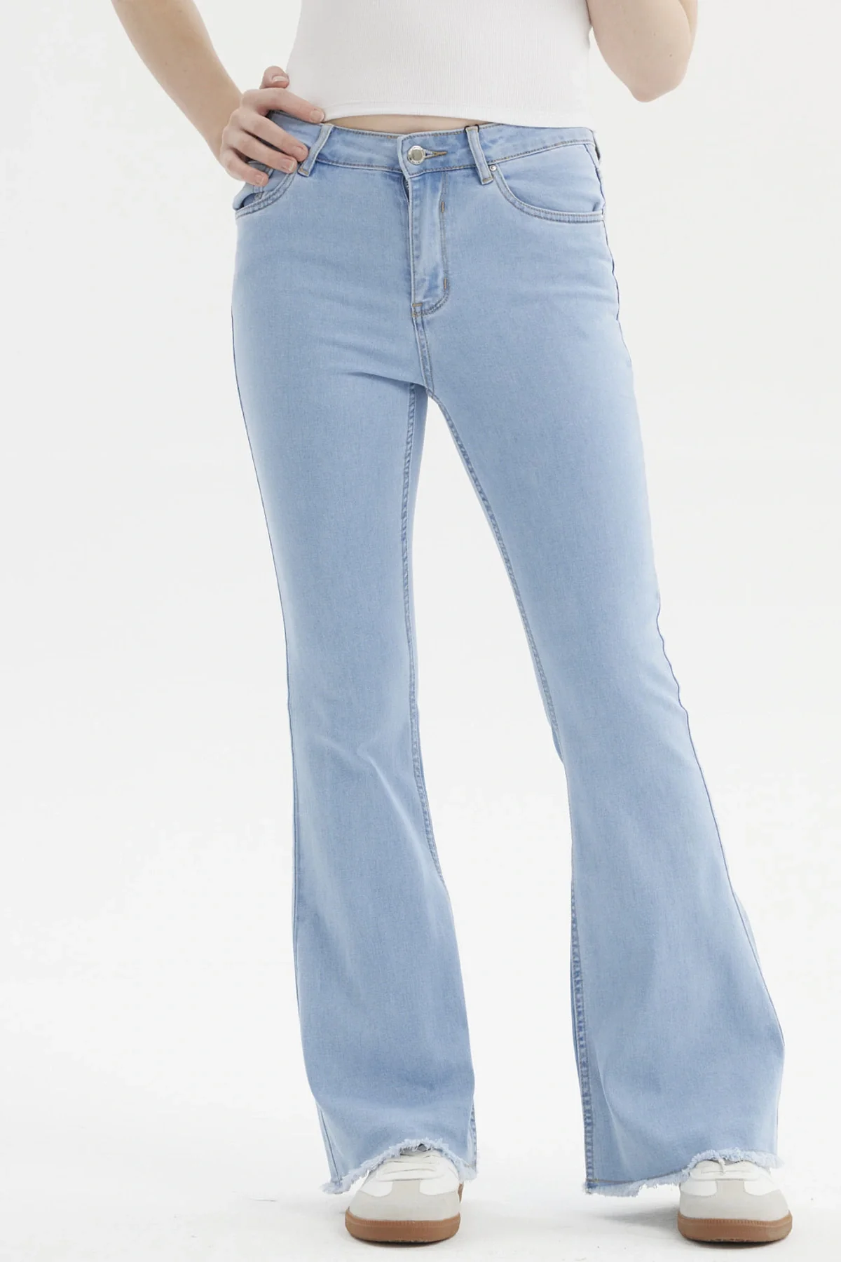 Jeans Mujer Flare Monse Celeste