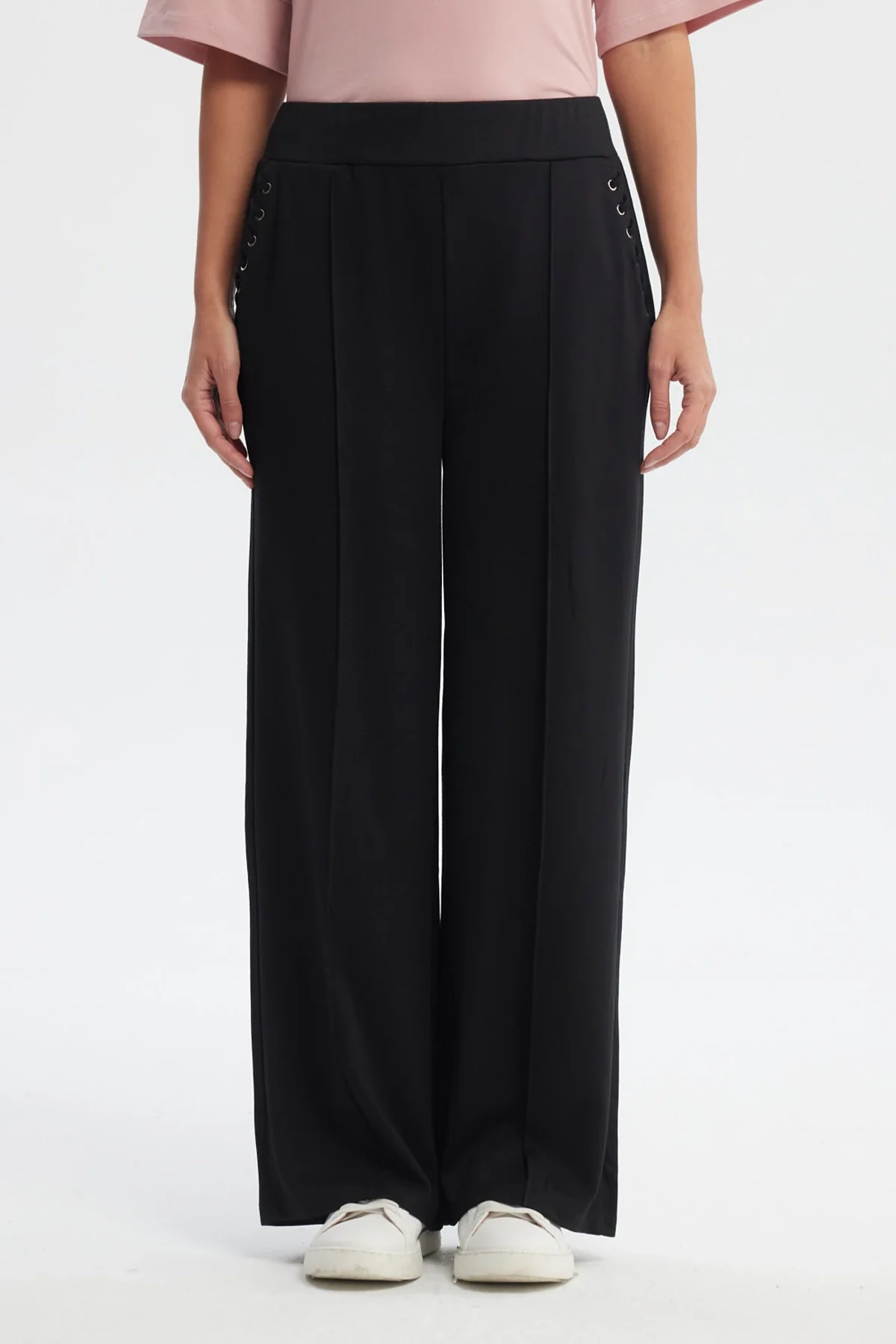 Pantalón Buzo Mujer Calce Recto Negro