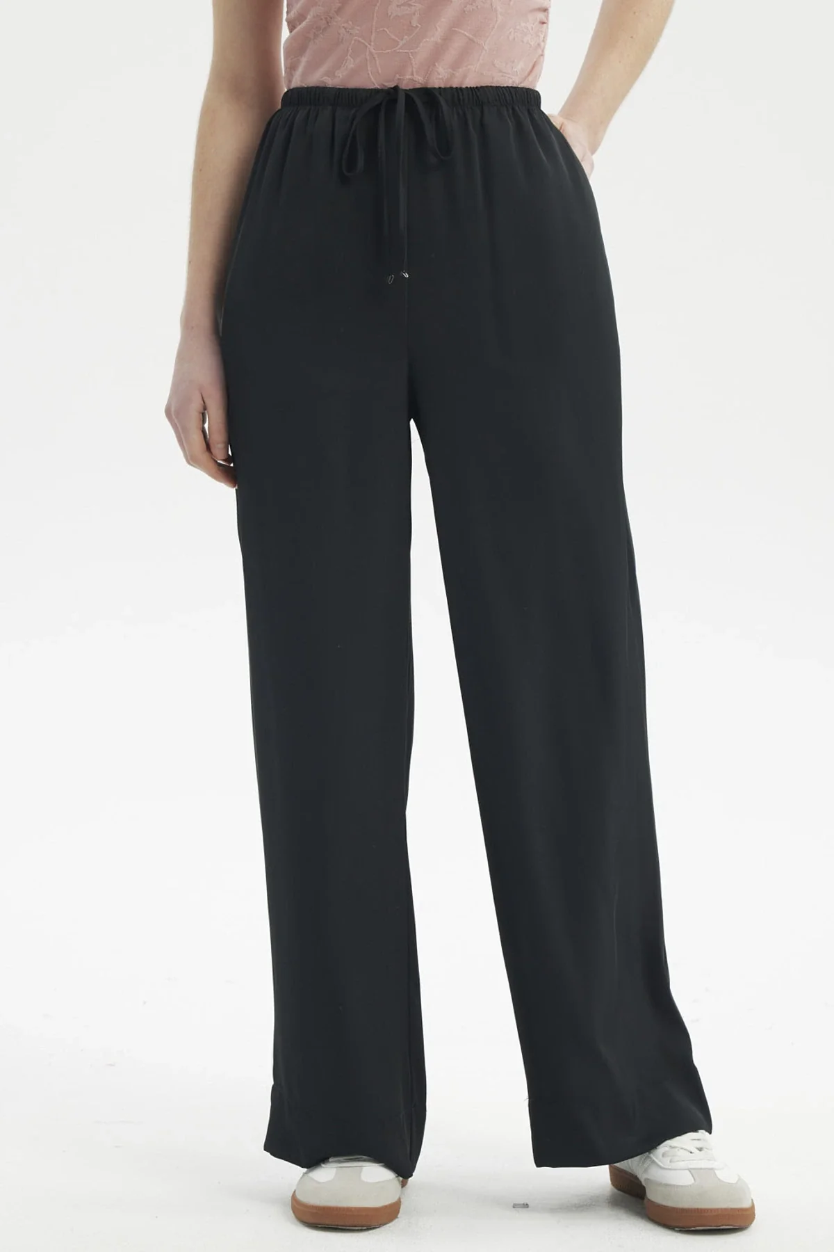 Pantalón Mujer Holgado Amplio Con Cordón Negro