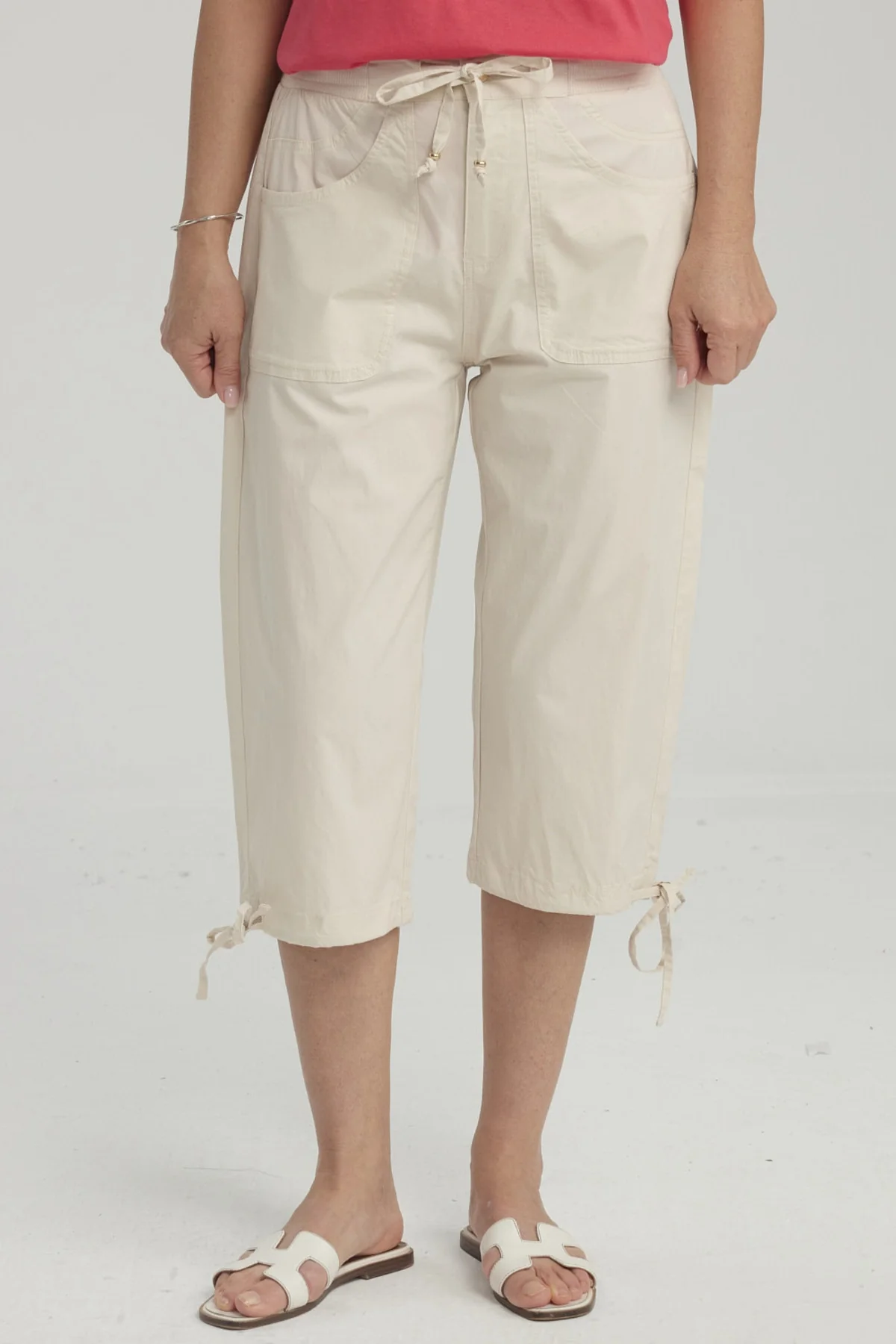 Pescador Mujer Con Cortes Y Apertura Beige Claro