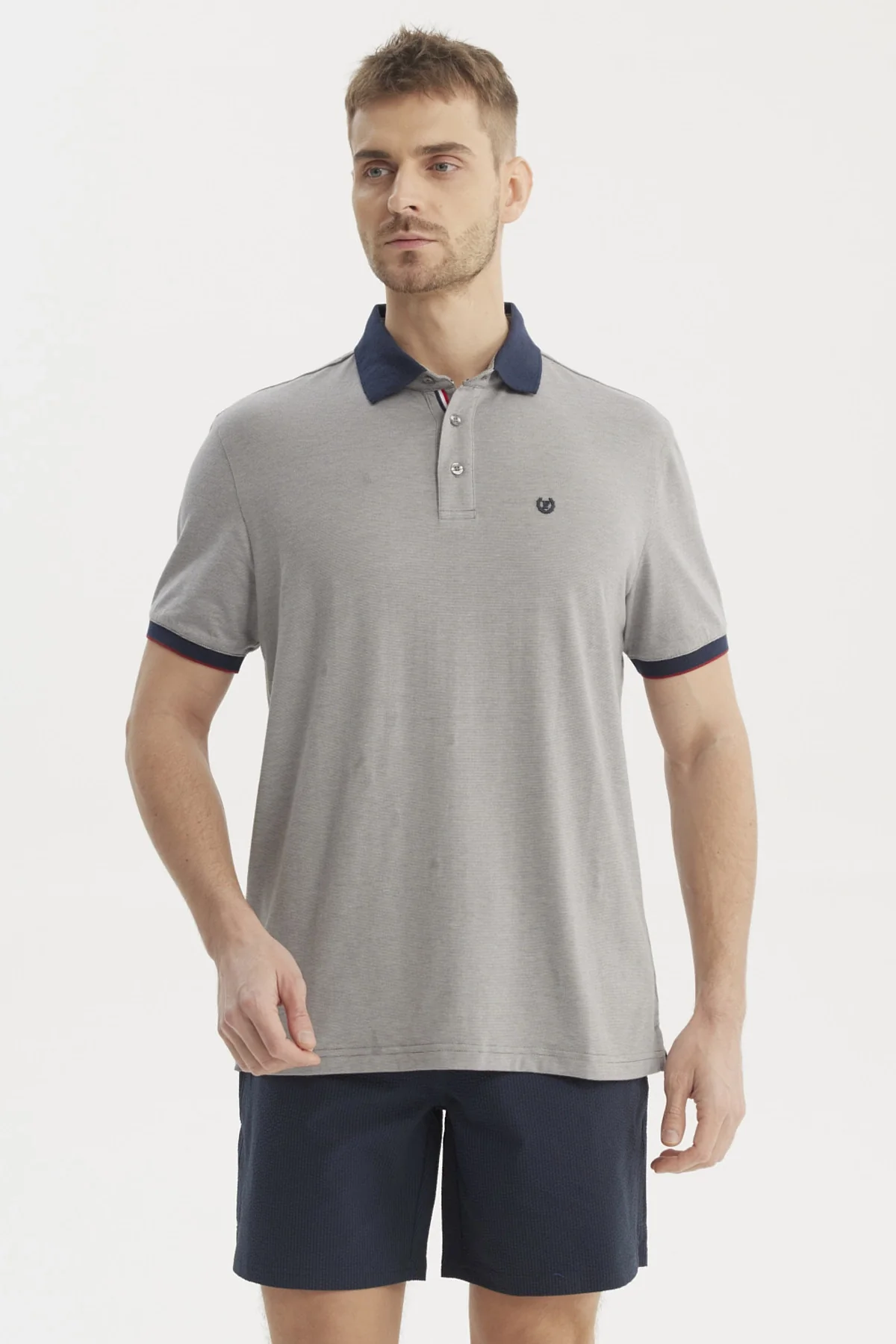 Polera Hombre Cuello Contraste Gris