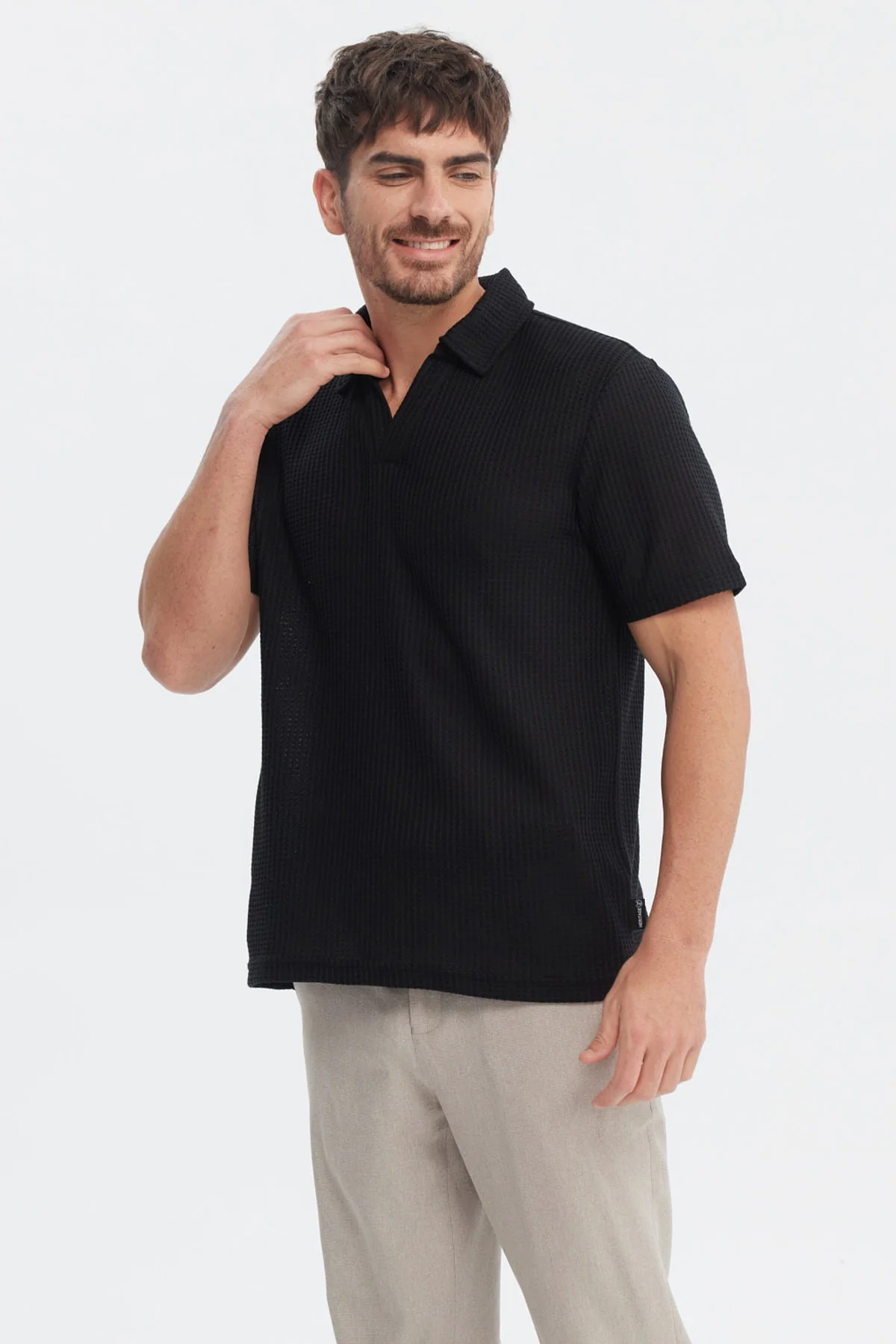 Polera Hombre Slim Cuello Polo Negro
