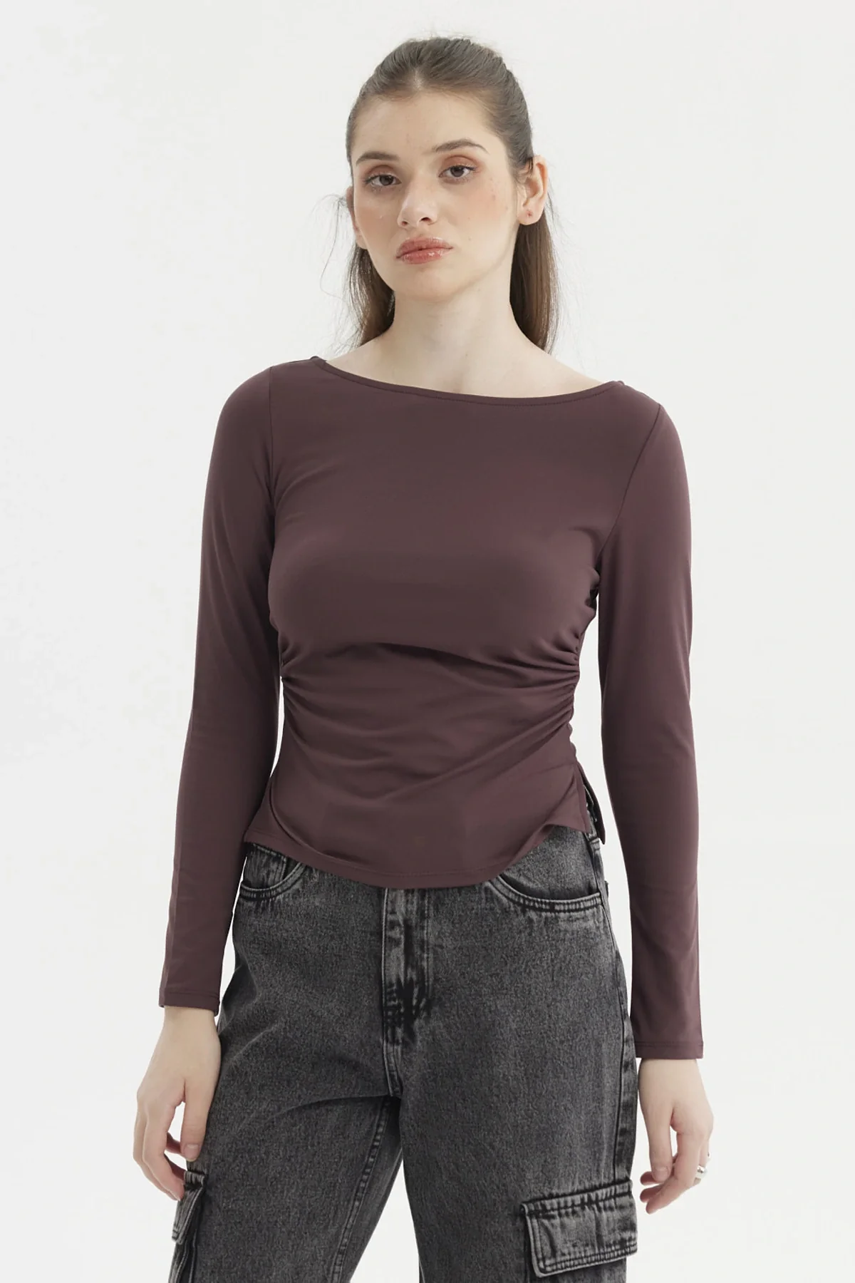 Polera Mujer Cuello Bote Abertura Chocolate