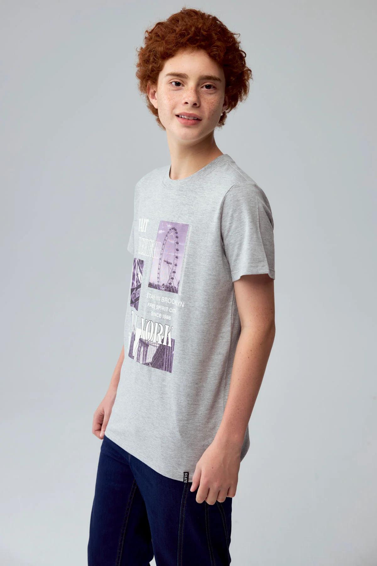 Polera Niño Básica Estampada Gris Melange - Image 2