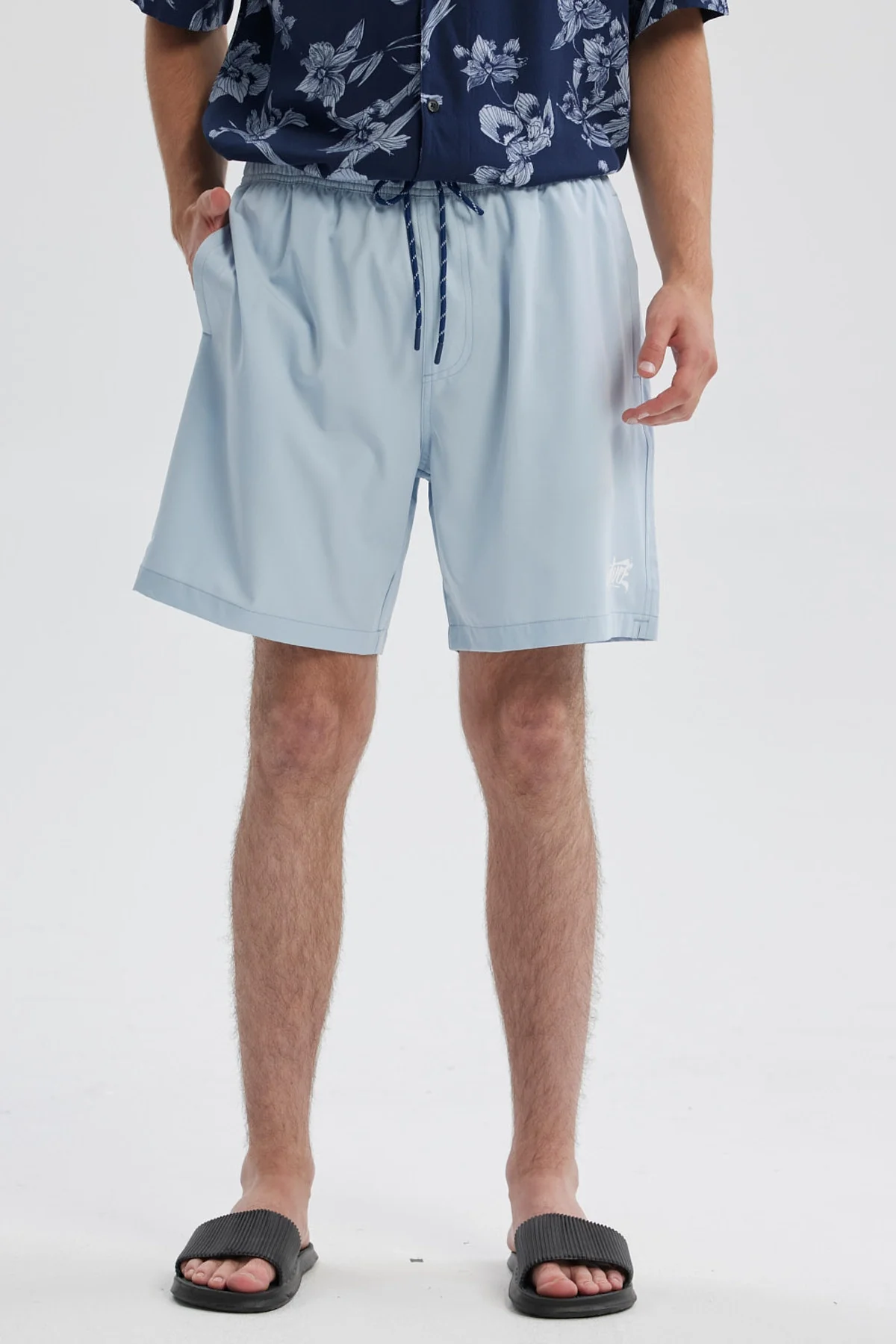 Short de Baño Hombre Liso Celeste
