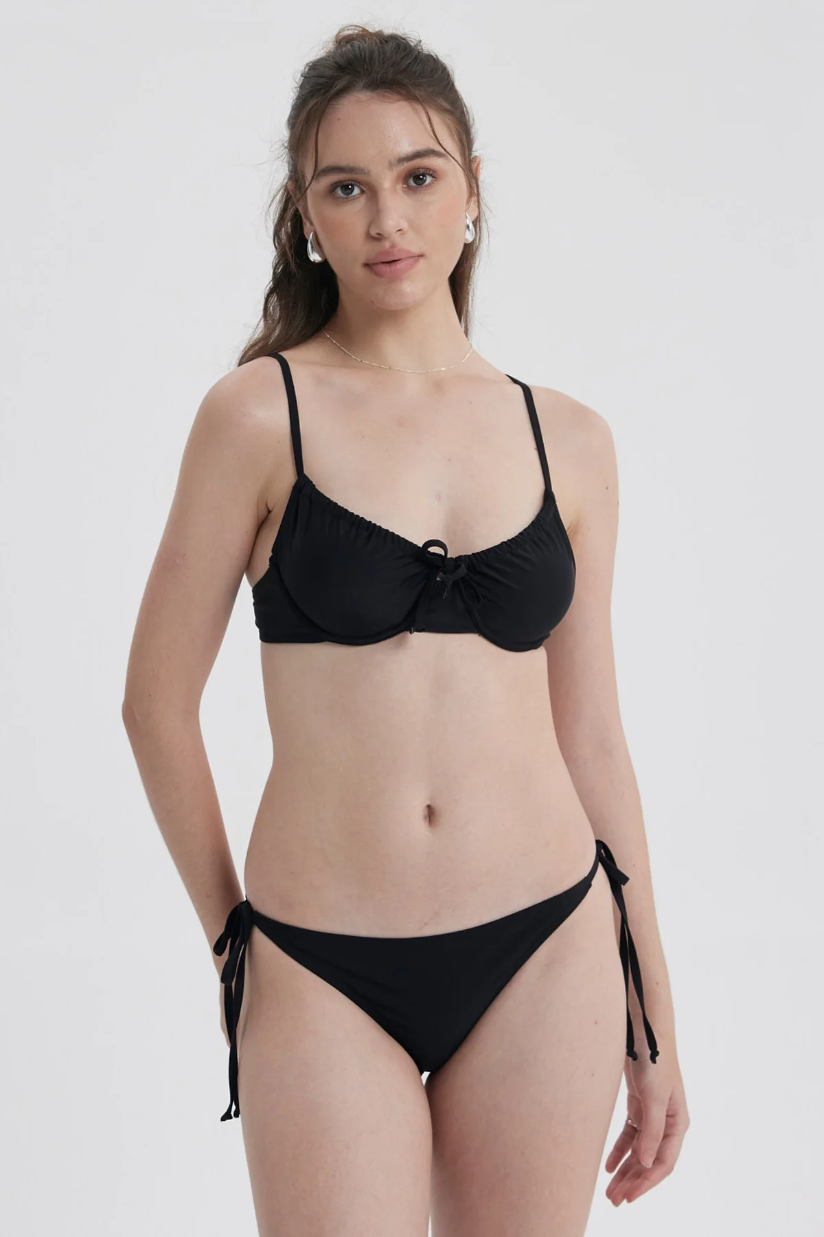 Traje de Baño Mujer Top Lazo Delantero Negro