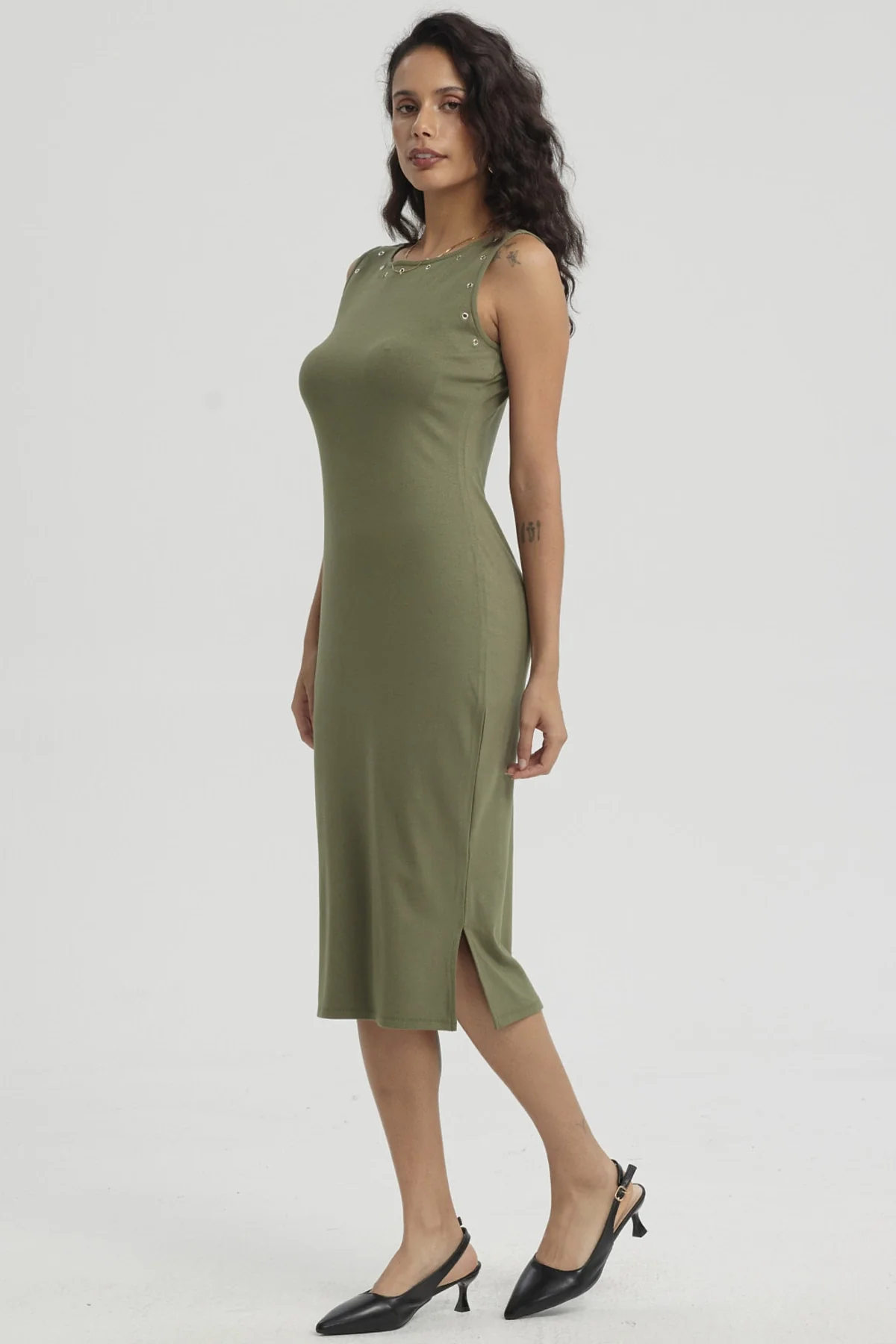 Vestido Mujer Largo Con Ojetillo Verde Musgo